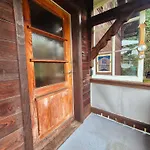Casa Uno Heimeliges Mitten In Chalet Spiez
