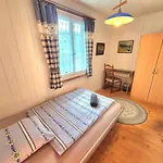 Casa Uno Heimeliges Mitten In * Spiez