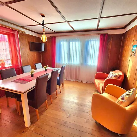 Casa Uno Heimeliges Mitten In Chalet *