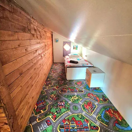 Casa Uno Heimeliges Mitten In * سبيز