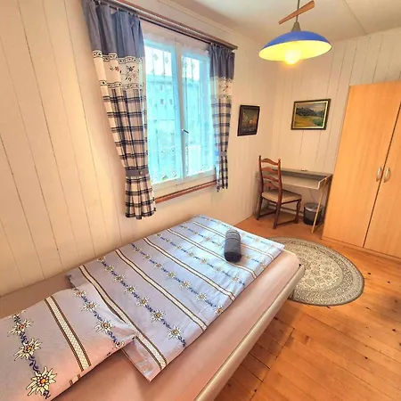 Casa Uno Heimeliges Mitten In * Spiez