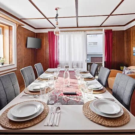 Casa Uno - Familien-Chalet - Naehe Interlaken *