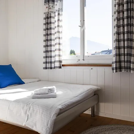 Chalet Casa Uno-familie-see-garten-naehe Interlaken Spiez