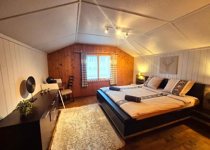 Casa Uno Heimeliges Mitten In * Шпиц