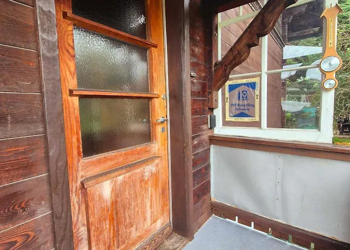 Casa Uno Heimeliges Mitten In Alpehytte Spiez